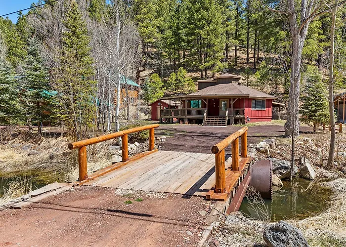 Ponderosa Pines Holiday home *