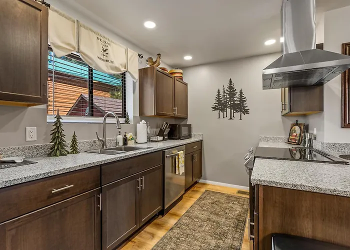 Ponderosa Pines Holiday home